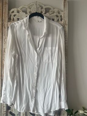 Beach Lunch Lounge Soft White Button-Up Shirt